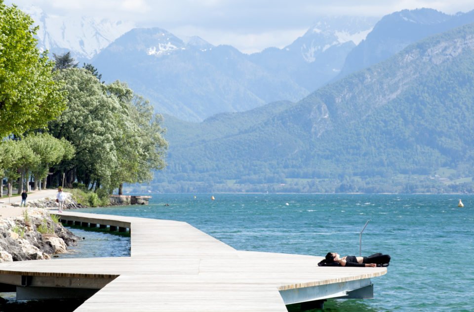 Requalification rives du Lac Veyrier Annecy le Vieux<br><span style="font-size:12px">Humblot Paysagistes</span>